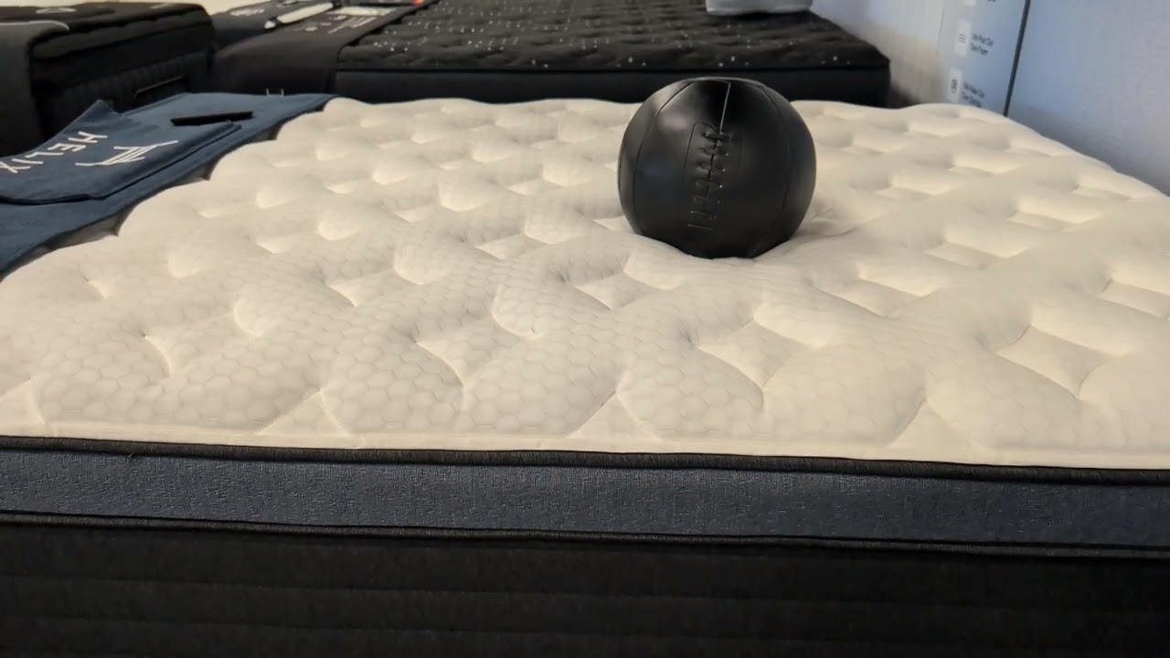 Helix Midnight Luxe motion-transfer test