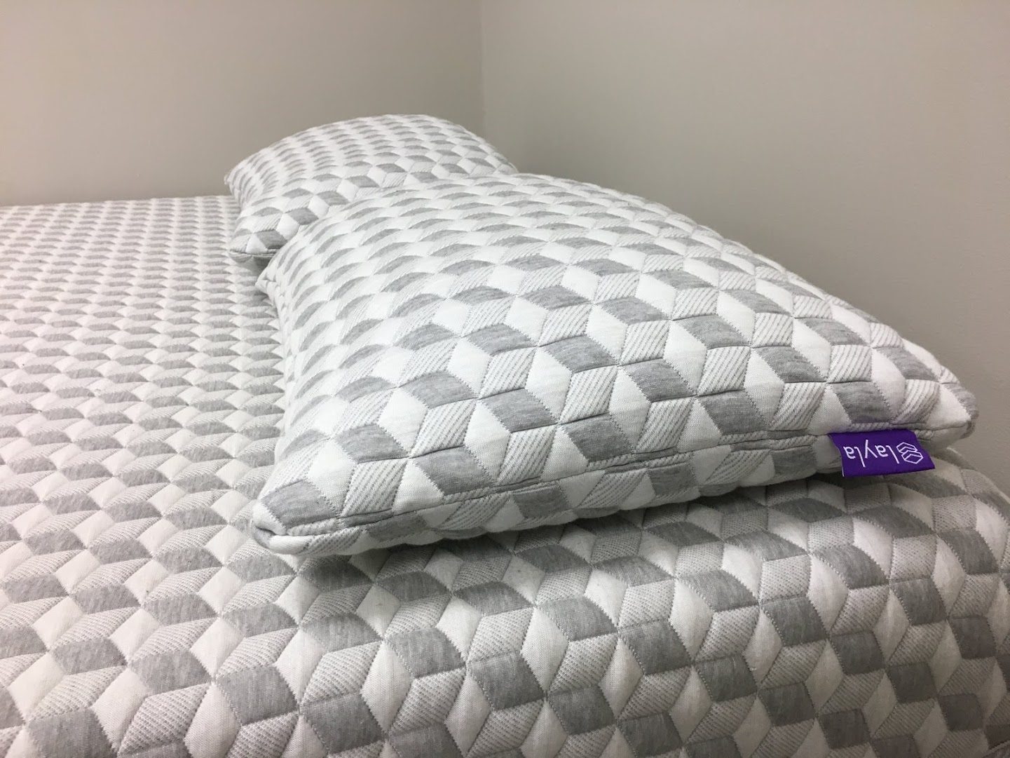 Layla Pillow Review, Here's What To Expect - Yawnder