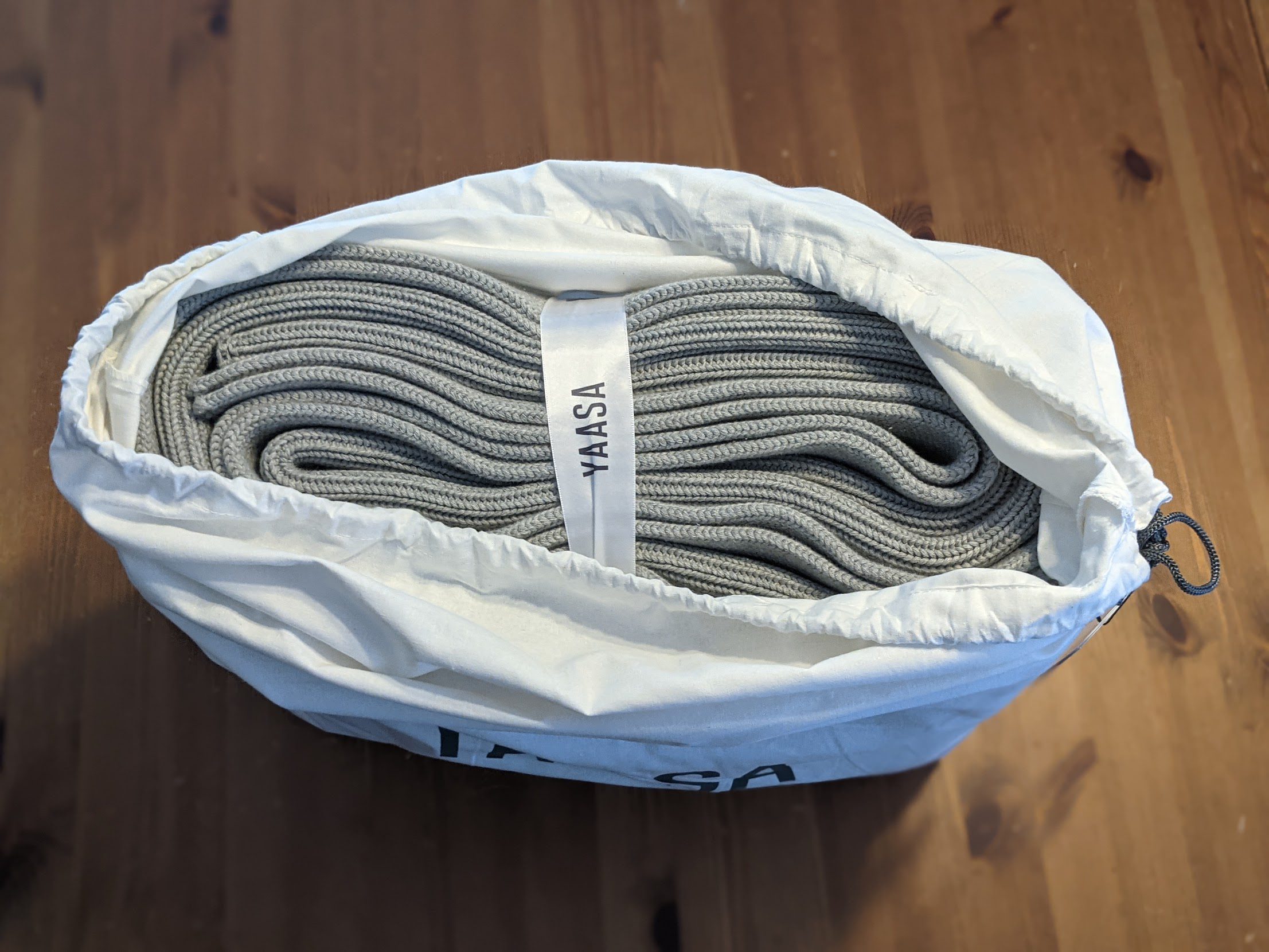 Yaasa Luxe Weighted Blanket Review A Good Looking Option