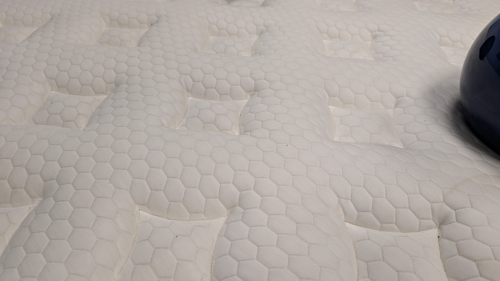 Close view of the Helix Luxe cooling cover upgrade