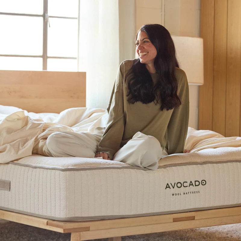 Avocado Wool Mattress side profile showing structure