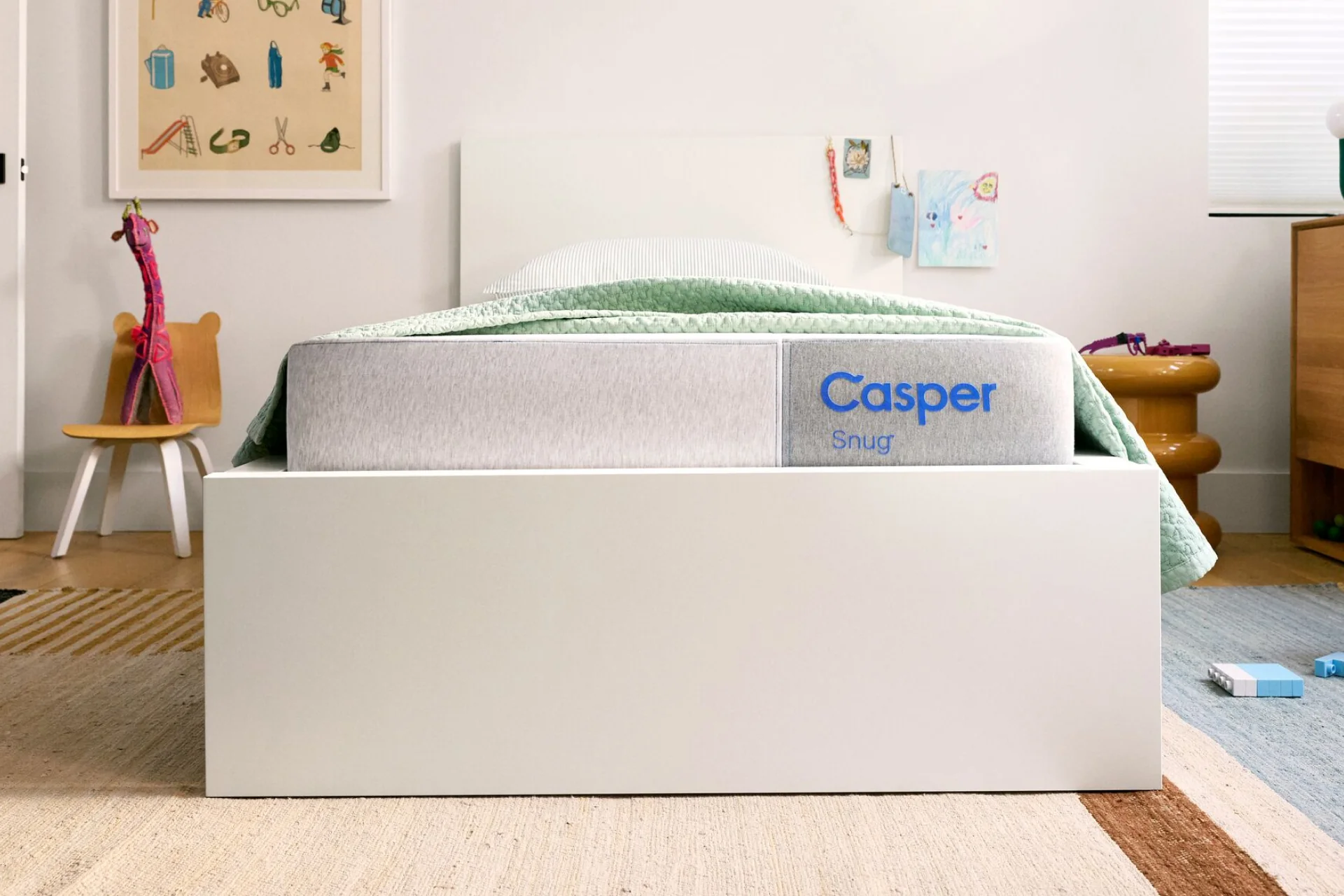Casper Snug kids mattress in Twin