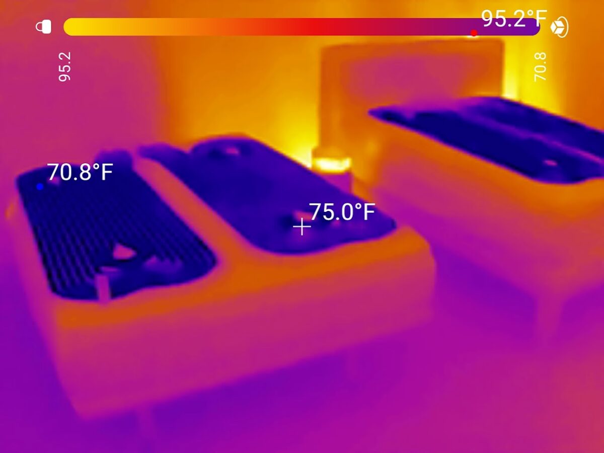 Thermal camera image of the Orion mattress cooling surface reading about 70.8°F after 20 minutes on its coolest setting