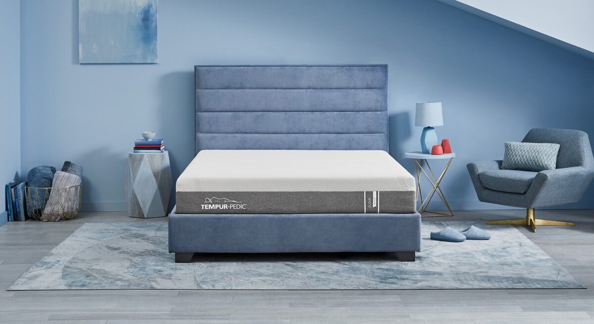 TEMPUR-Cloud mattress in a bedroom