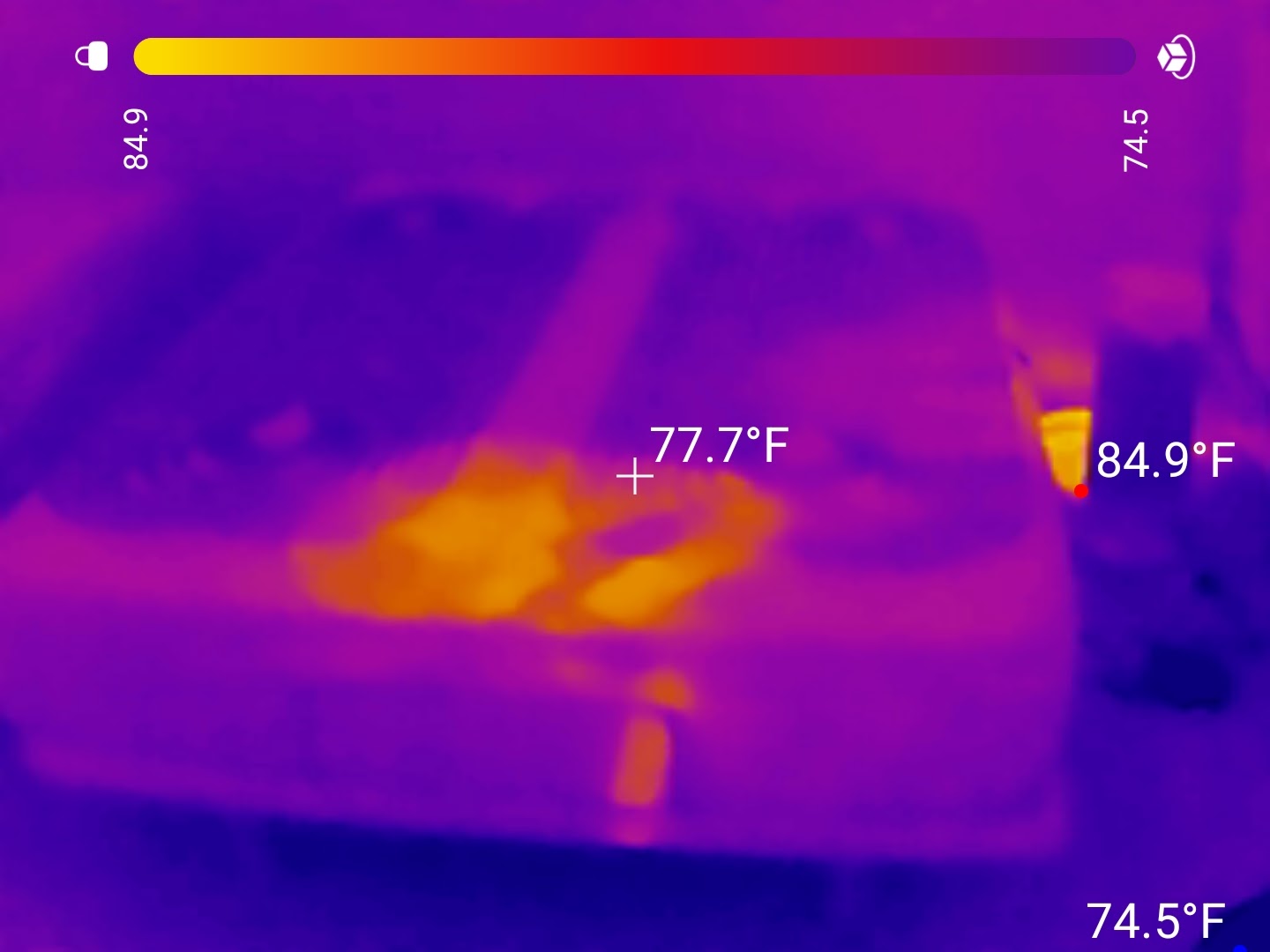 Thermal camera test of the Orion Sleep System showing mattress surface temperatures