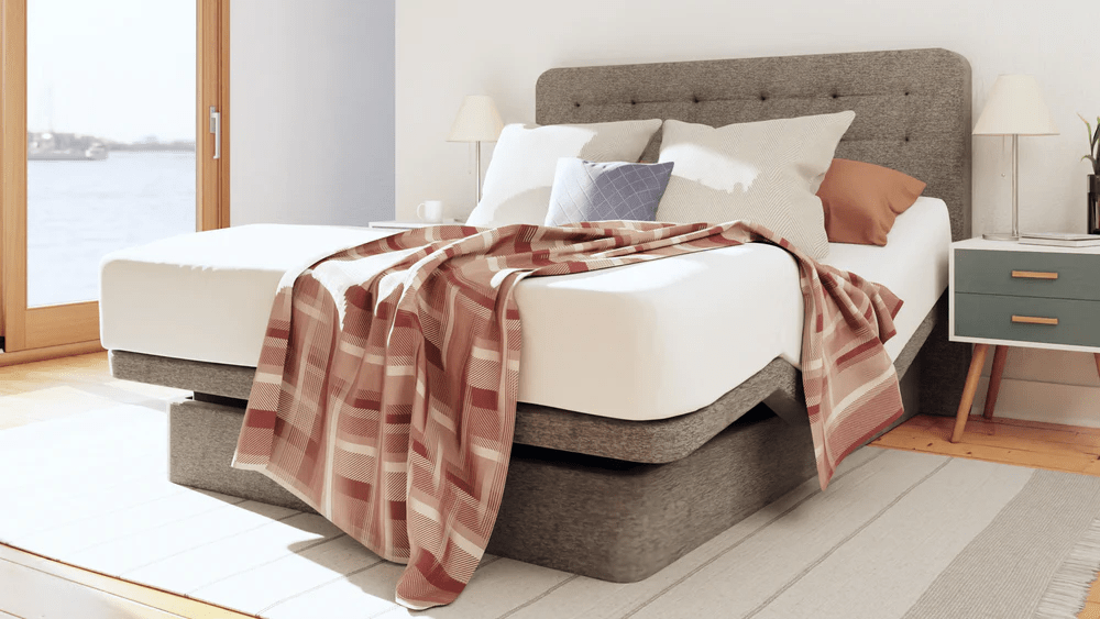 Dawn House Bed — Hi-Lo smart bed for seniors