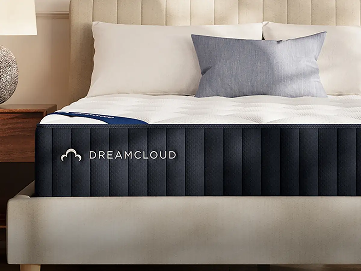 DreamCloud Classic Memory Foam mattress
