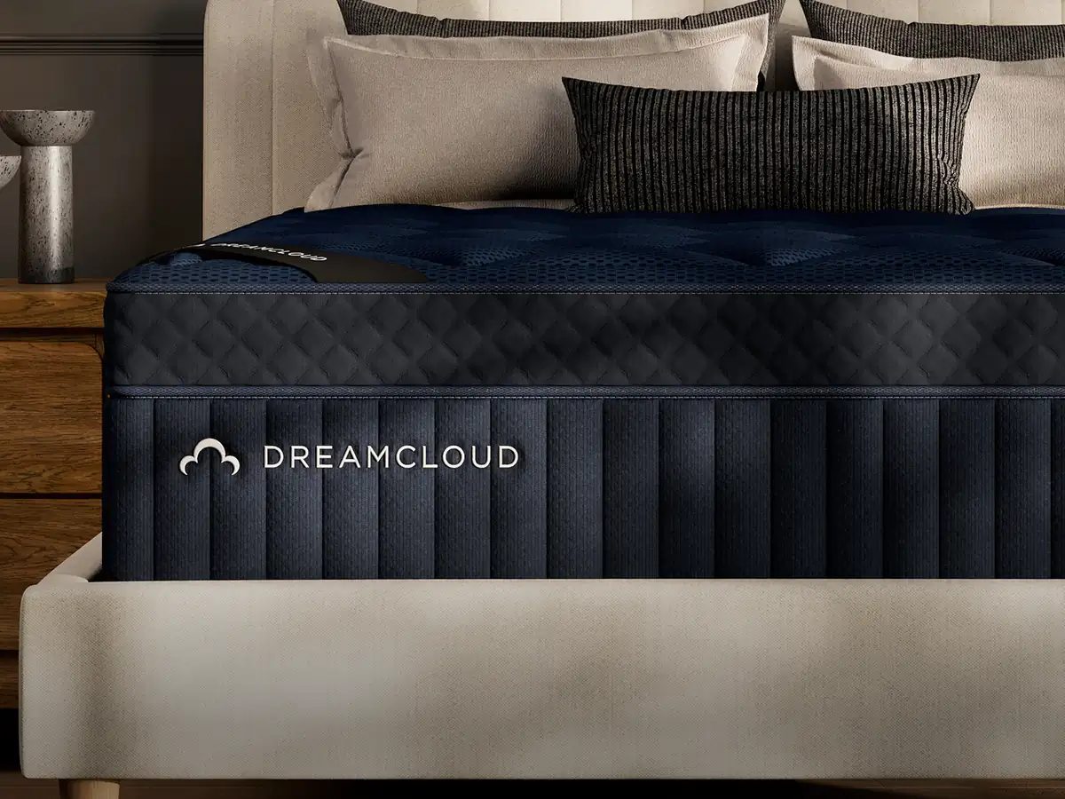 DreamCloud Ultra Memory Foam mattress