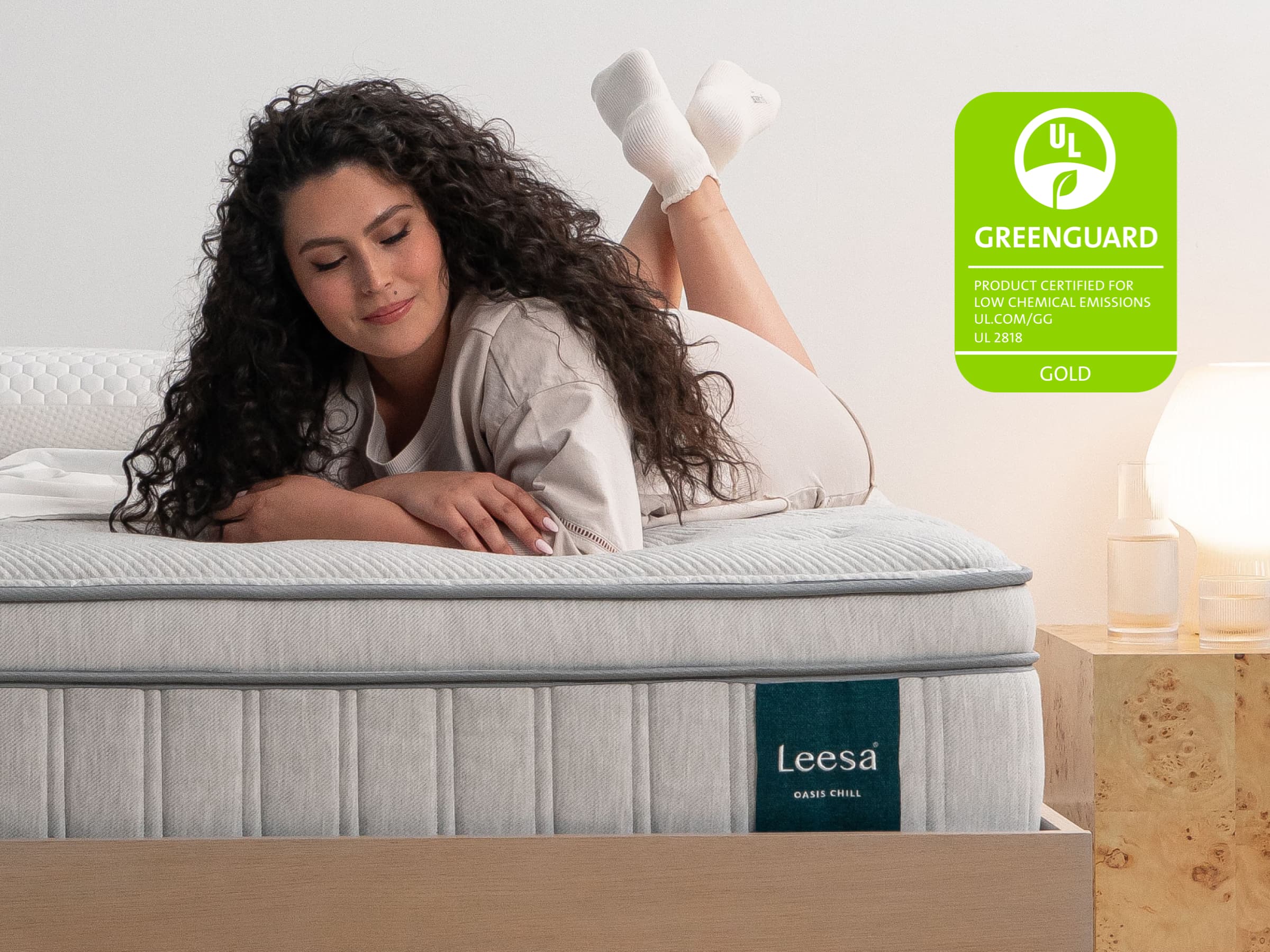 Leesa Oasis Chill Hybrid mattress