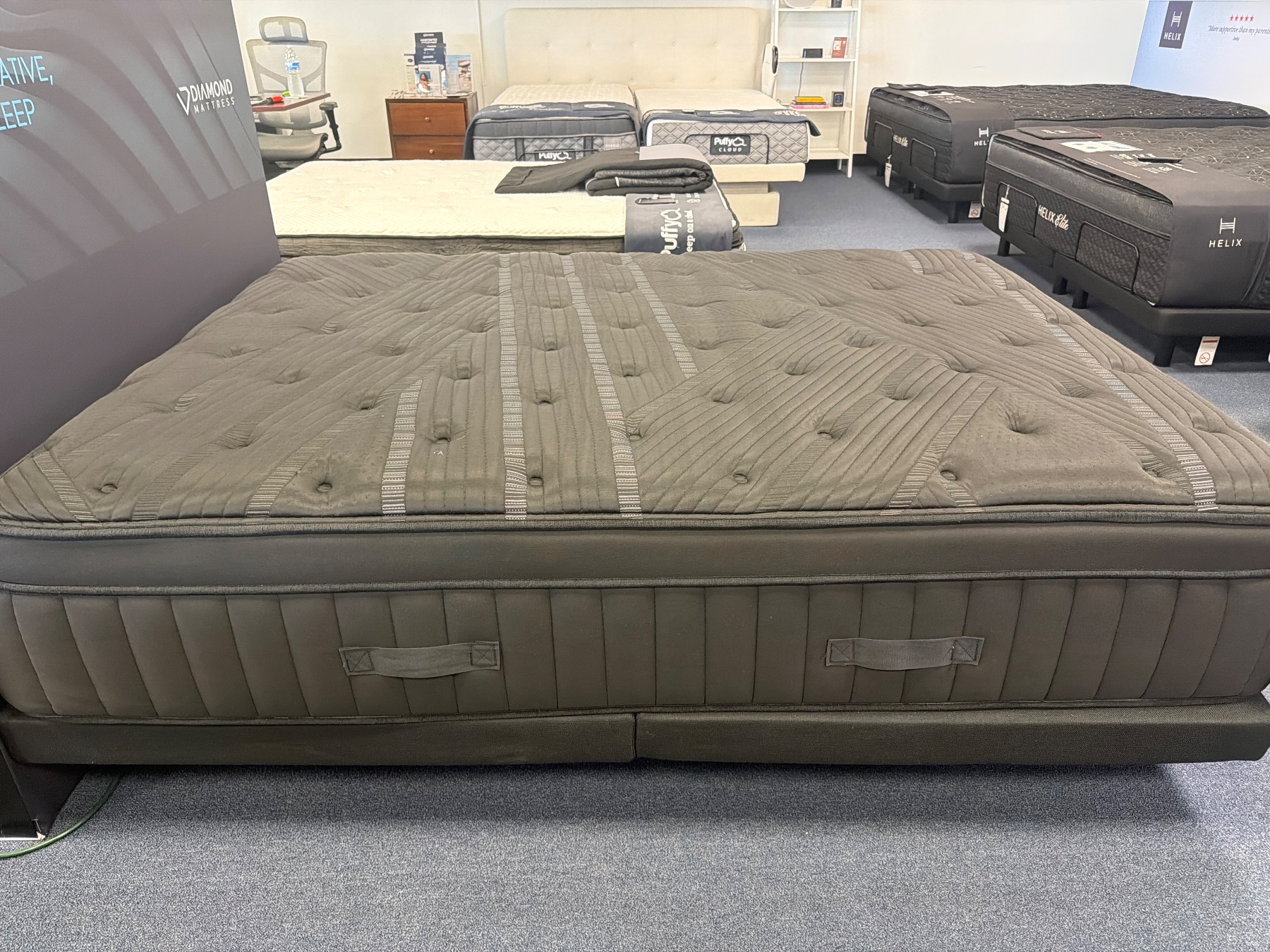 Diamond Black Diamond Lux Quilted Hybrid (Firm) Additional mattress views